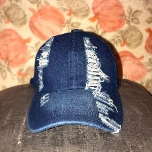 Ripped Jeans Hat